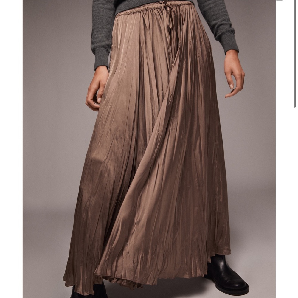 COPY - Zara NWT wrinkled satin effect skirt